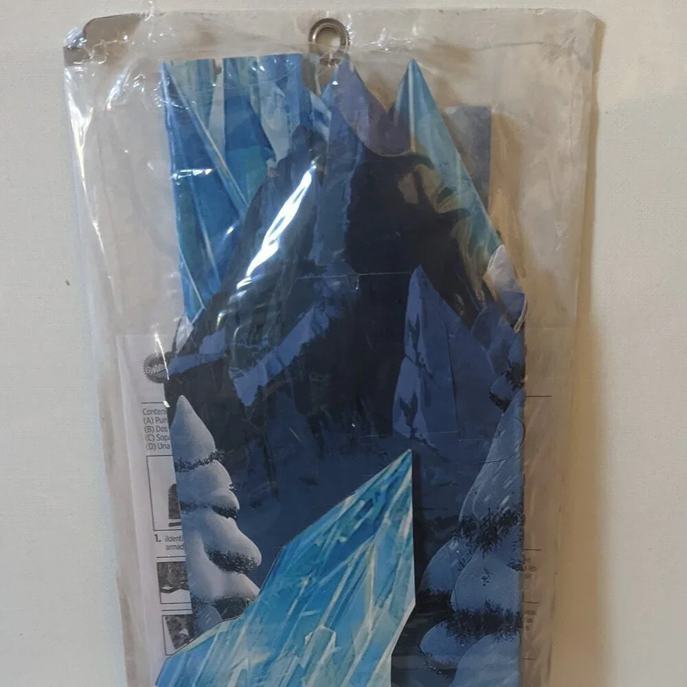 NEW Frozen Disney Castle Wilton Cupcake Treat Stand Xmas Holiday Party Baking